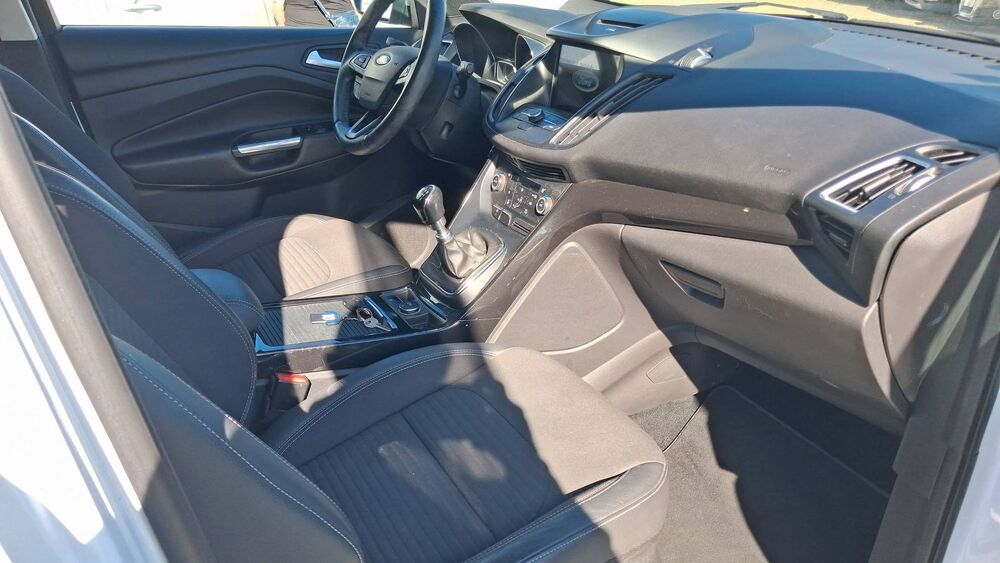 Kuga 2.0 TDCI 150 Titanium 2017 occasion 35170 Bruz