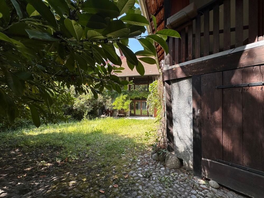Vente Maison ? RARE & HISTORIQUE : Domaine d'Exception de 1824 – au cœur de Saint-Julien et aux portes de Genève ; avec local professionnel o Saint julien en genevois