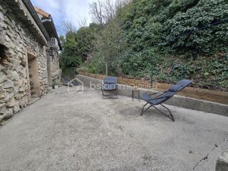  Immeuble � vendre 5 pi�ces 274 m�