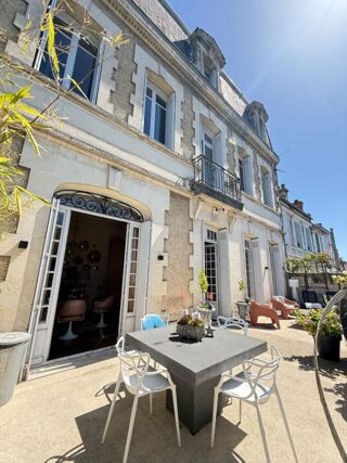  Propriété/château à vendre 10 pièces 280 m²
