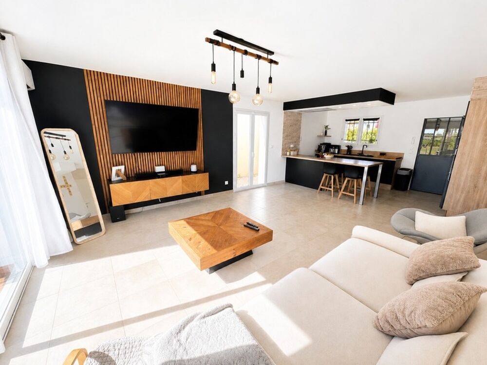 Villa 4 Pièces de plain-pied avec vue dégagée sur les champs  Beauvoisin(30)