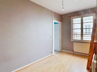  Appartement à vendre 3 pièces 145 m²