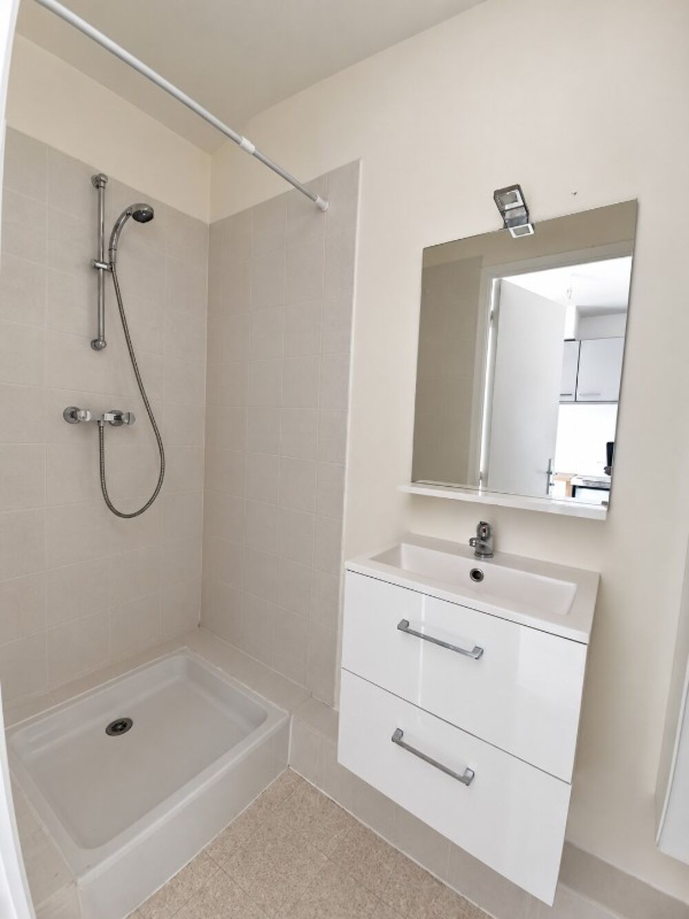 Location Appartement Studio à NEMOURS Nemours
