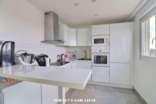  Appartement  vendre 4 pices 75 m