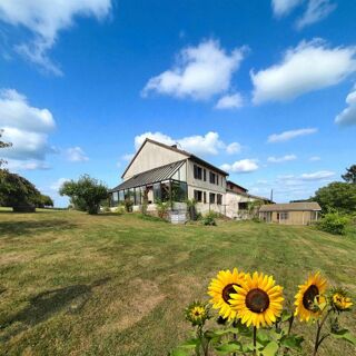  Proprit/chteau  vendre 7 pices 210 m