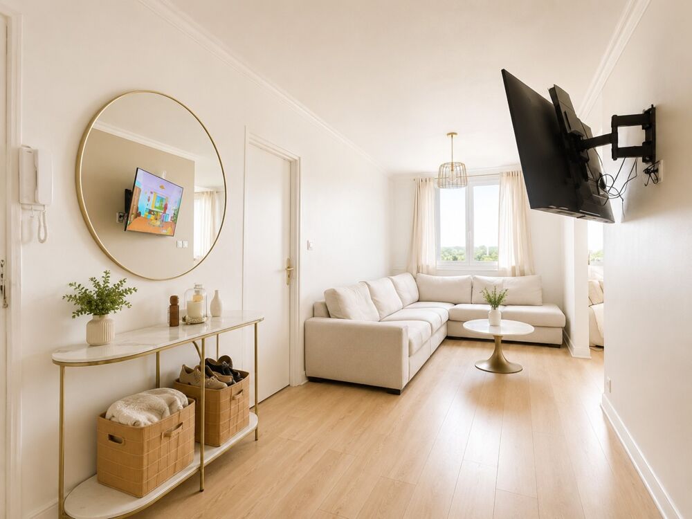 COUP DE COEUR AUX CLAYES-SOUS-BOIS  DERNIER ÉTAGE AVEC ASCENSEUR  3 CHAMBRES  80M2-CAVE & PARKING