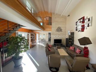  Villa à vendre 8 pièces 238 m²