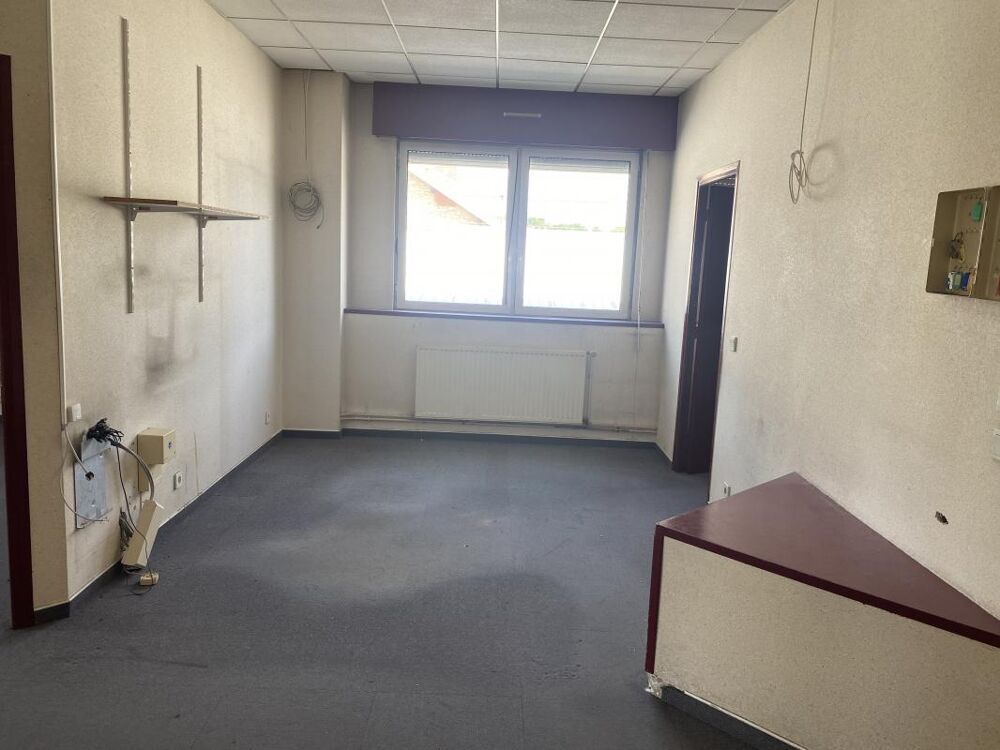   Bureaux à louer – Espace commercial Saint-Marc (face au bowling du Rouergue) Onet le chateau
