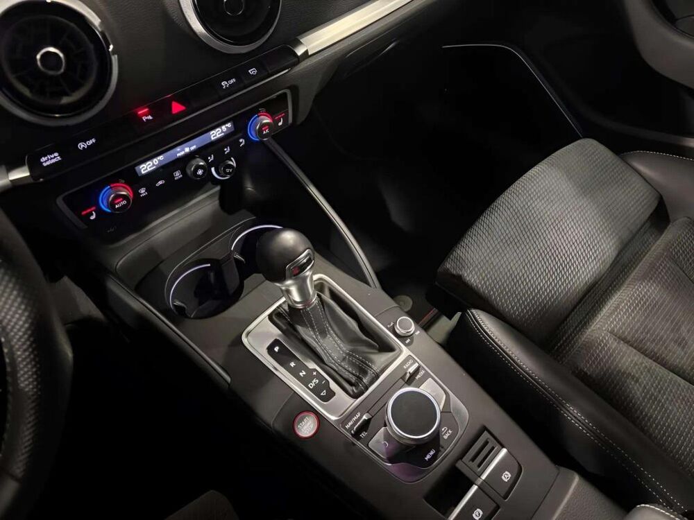 S3 Sportback • 2.0 TFSI 310ch QUATTRO Carplay 2019 occasion 33600 Pessac