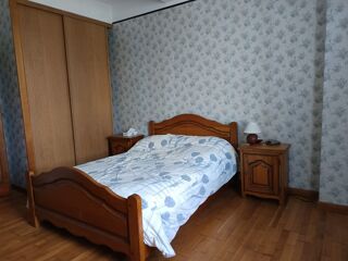  Proprit/chteau  vendre 8 pices 200 m