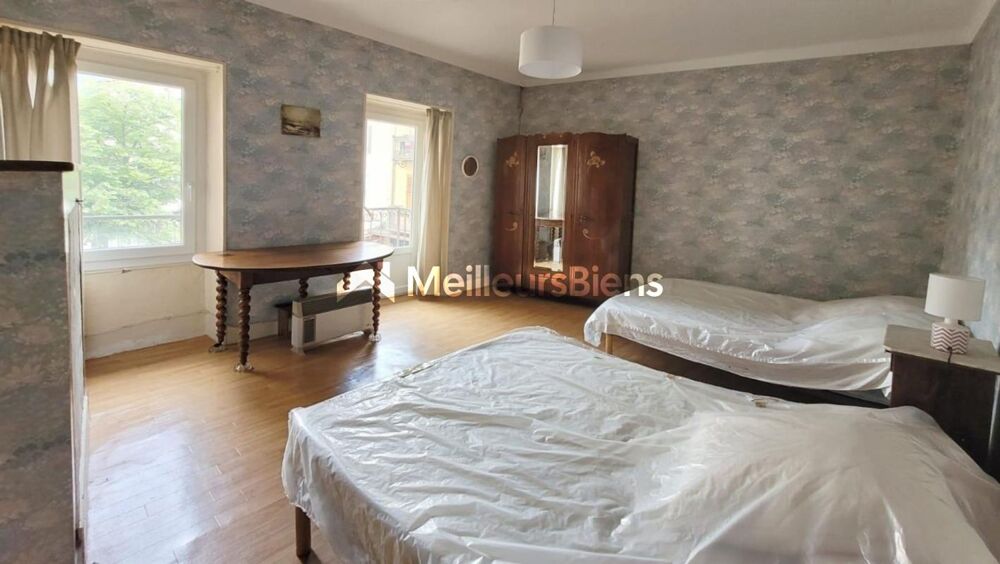 Vente Maison Embrun centre maison 76 m² sur 3 niveaux avec grande cave aménageable et terrasse Embrun