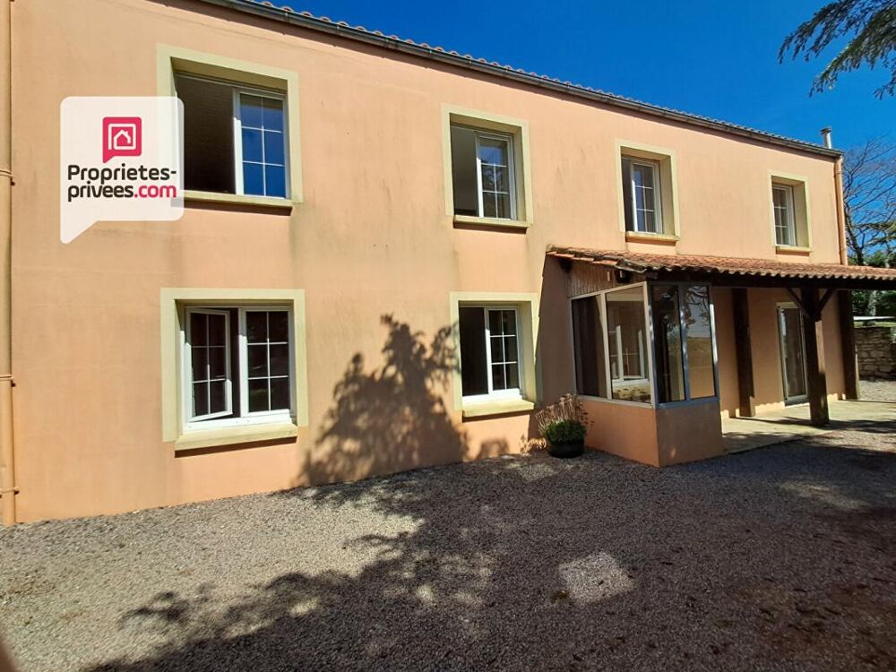 PROPRIÉTÉ (187 m² ) 11 PIÈCES FORT POTENTIEL