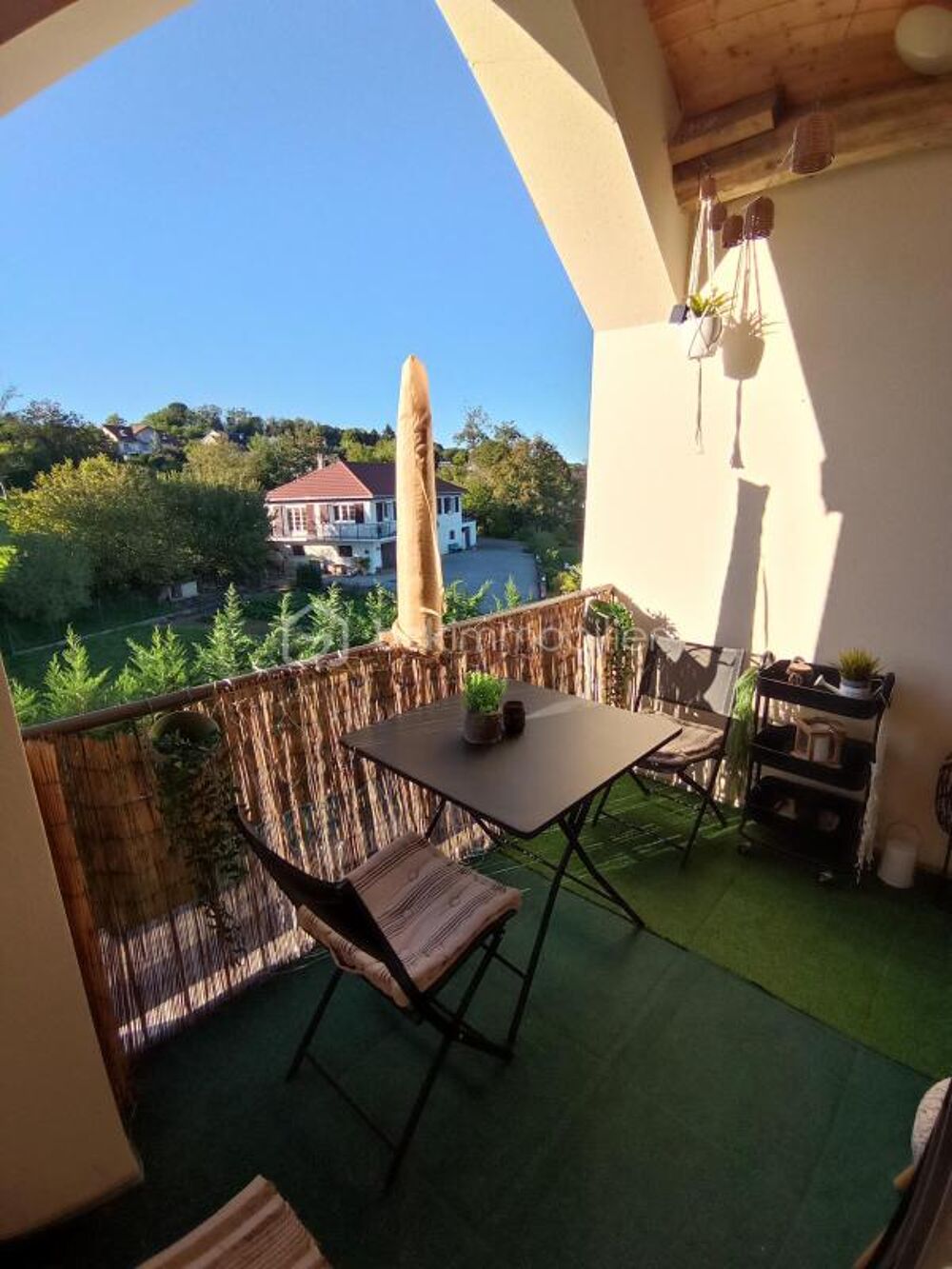 COUP DE COEUR!! APPARTEMENT T3 EN DERNIER ETAGE AVEC TERRASSE , SANS VIS A VIS, VUE VERDOYANTE