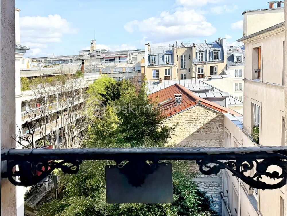 Vente Appartement Appartement traversant au dernier étage avec ascenseur Paris 6