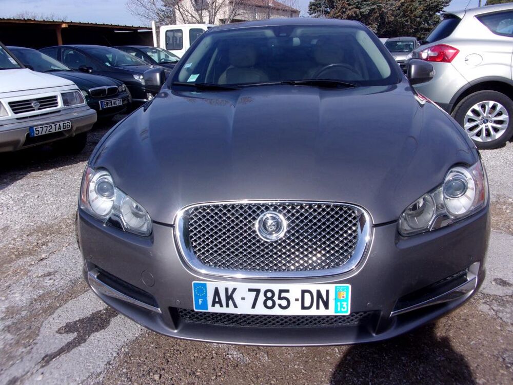 XF 2,7 V6D BI-TURBO 207CV PREMIUM BOITE AUTO 2008 occasion 13510 &Eacute;guilles