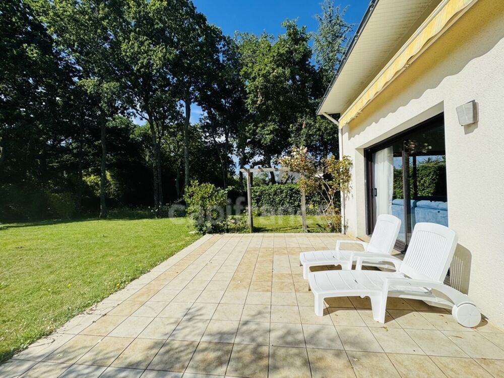 MESQUER- A 100 M DE LA MER ET ACCES À PIED AUX COMMERCES - A VENDRE MAISON 7 CHAMBRES - 200 m2 HAB - PISCINE - JARDIN SANS VIS À