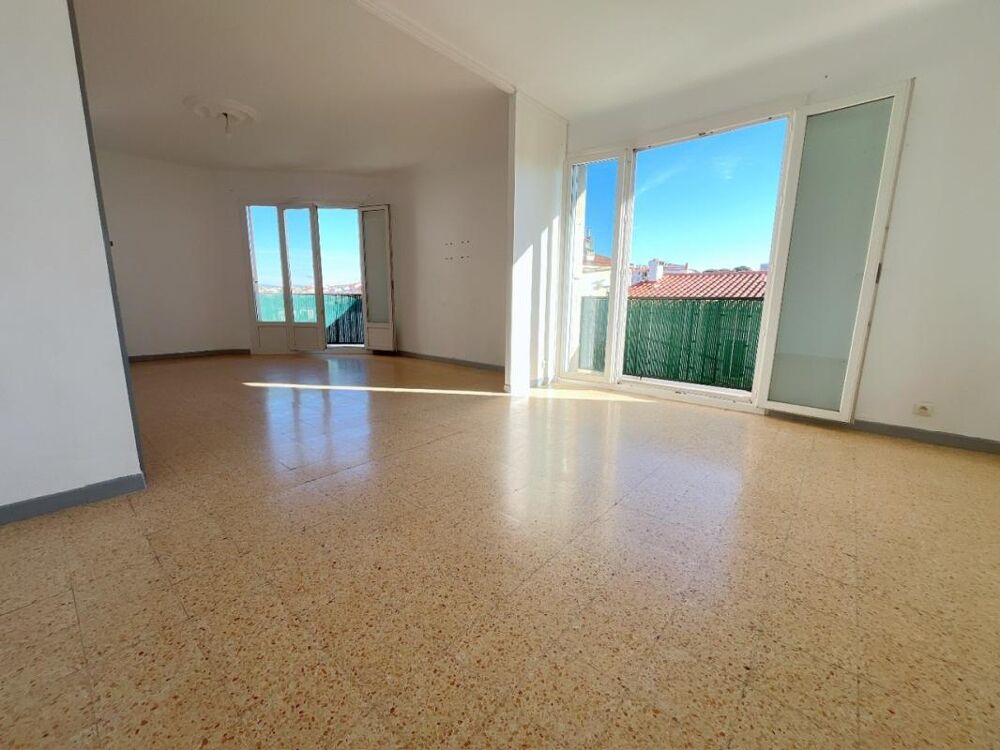 Vente Appartement Charmant appartement de type T3/T4 de 106 m²  très spacieux avec balcon  au 2 ème étage sans ascenseur Perpignan