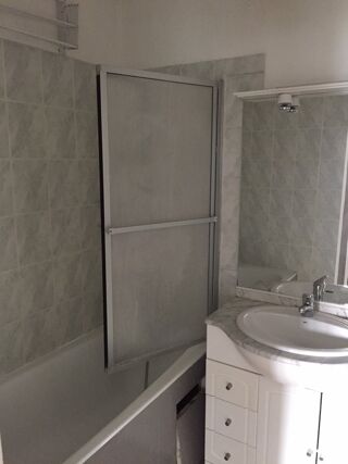  Appartement à louer 2 pièces 46 m²