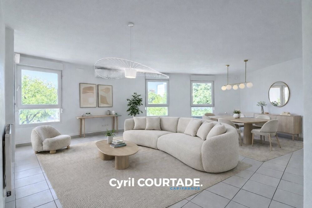 Nîmes, Dpt Gard (30), Appartement de 101 m² lumineux, entièrement rénové - Terrasse 8 m²