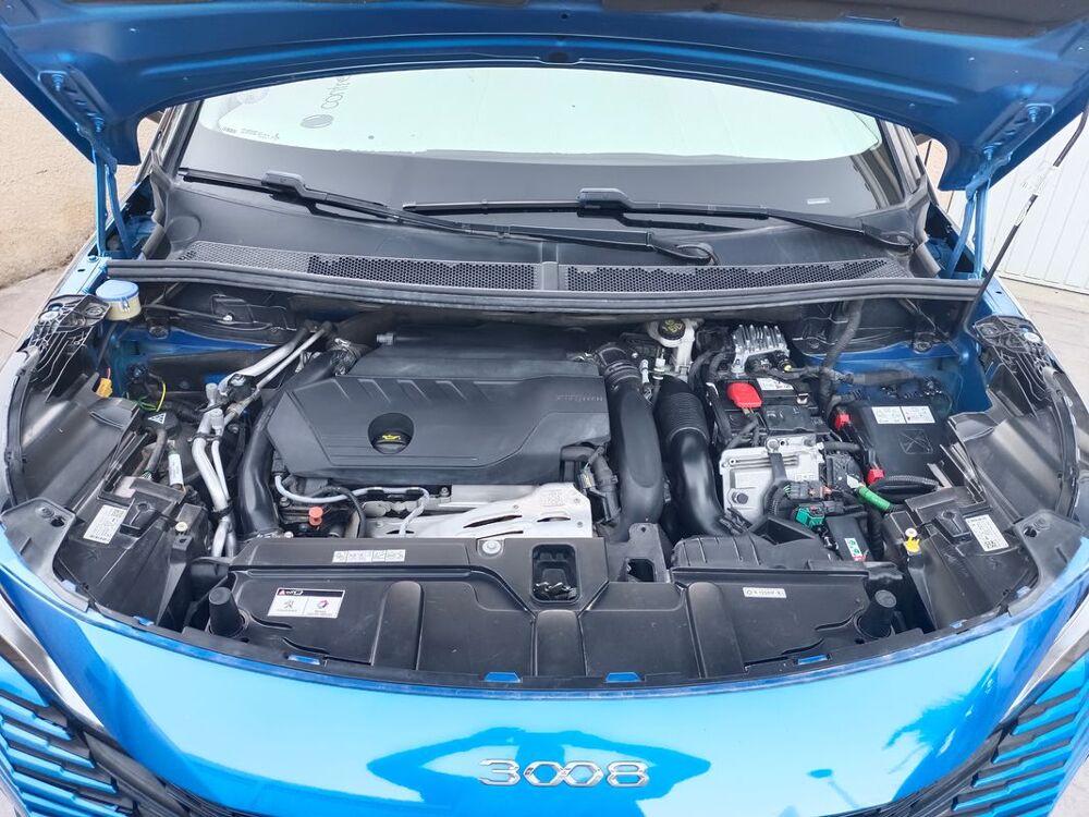 3008 II 1.6 Hybrid 225 e-EAT8 Roadtrip - Automatique 2021 occasion 66000 Perpignan