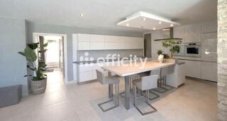  Villa à vendre 5 pièces 145 m²