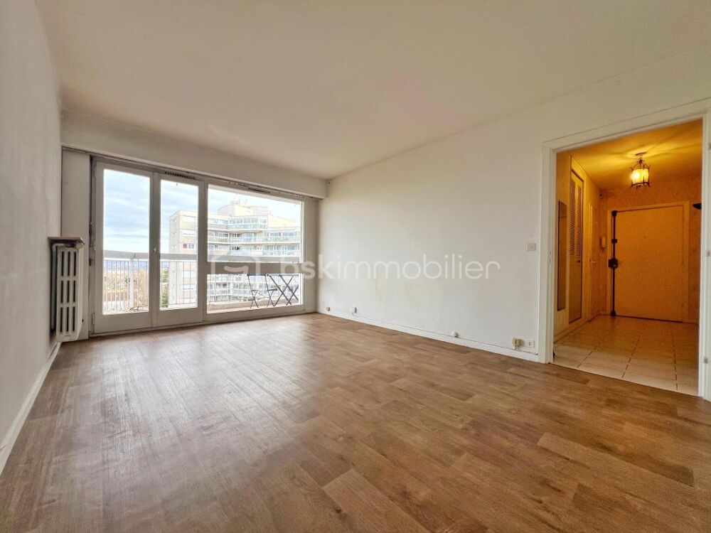 NOUVEAU ! Vue dégagée pour ce 2 pièces