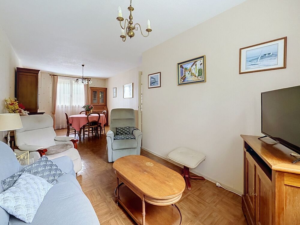 CHAMBRAY-LÈS-TOURS  FONTAINE BLANCHE  MAISON FAMILIALE À RÉINVENTER SUR PLUS DE 500 M²