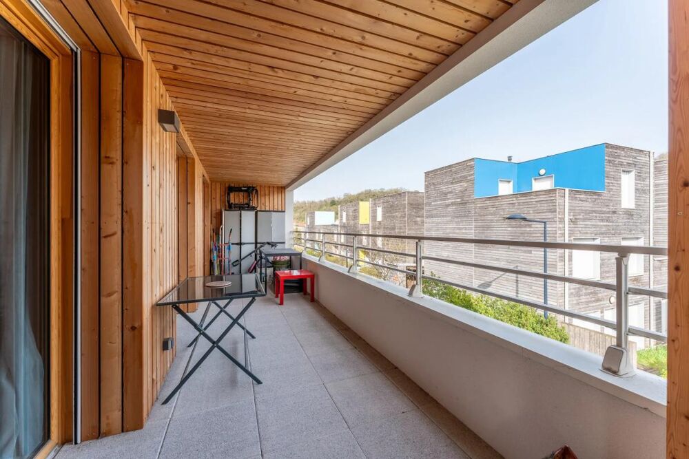 Appartement lumineux 4 pièces avec balcon à Floirac