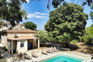  Villa  vendre 7 pices 151 m