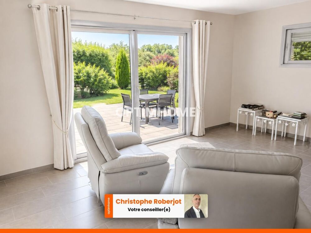 Vente Maison Maison de 142m2 de plain pied avec 3 chambres dans un quartier résidentiel de CHATENOY LE ROYAL Chatenoy le royal