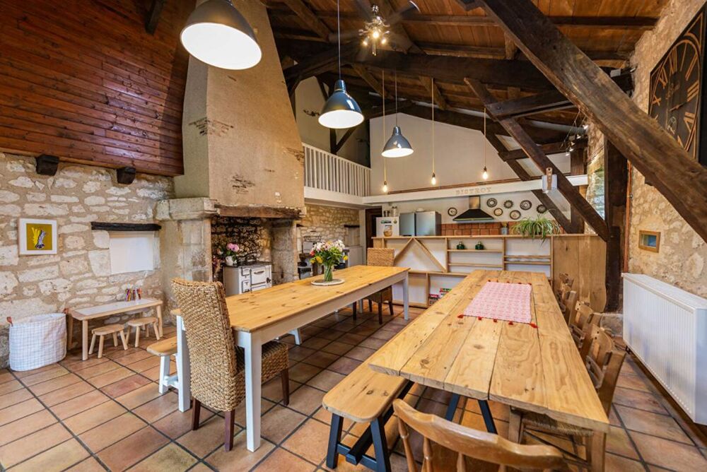 à vendre  Maison Montcuq (46800)