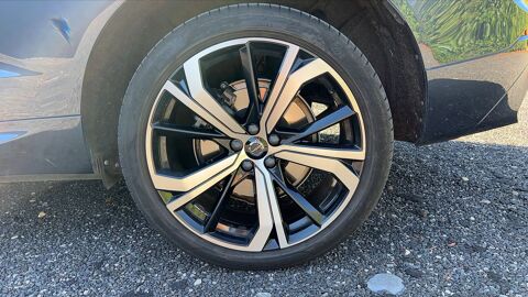 XC60 T6 Recharge 341 Plug in Hybrid AWD Geartronic8 R-Design - En 2022 occasion 63000 Clermont Ferrand