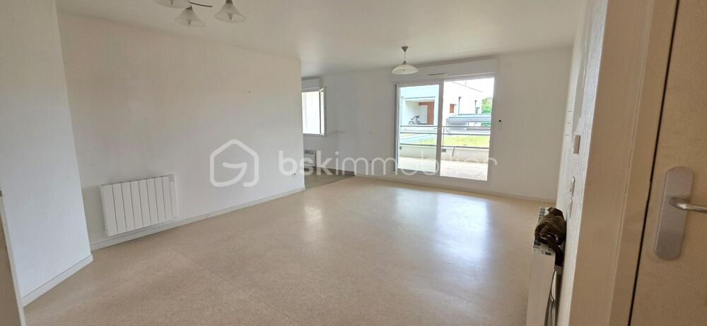 Appartement 3 pièces de 69 m² avec terrasse couverte et parking  Sainte-Gemmes-sur-Loire
