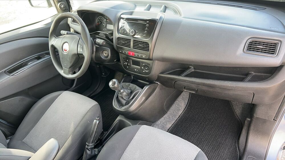 Doblo 1.6 Multijet 90 Emotion 2013 occasion 76240 Belbeuf