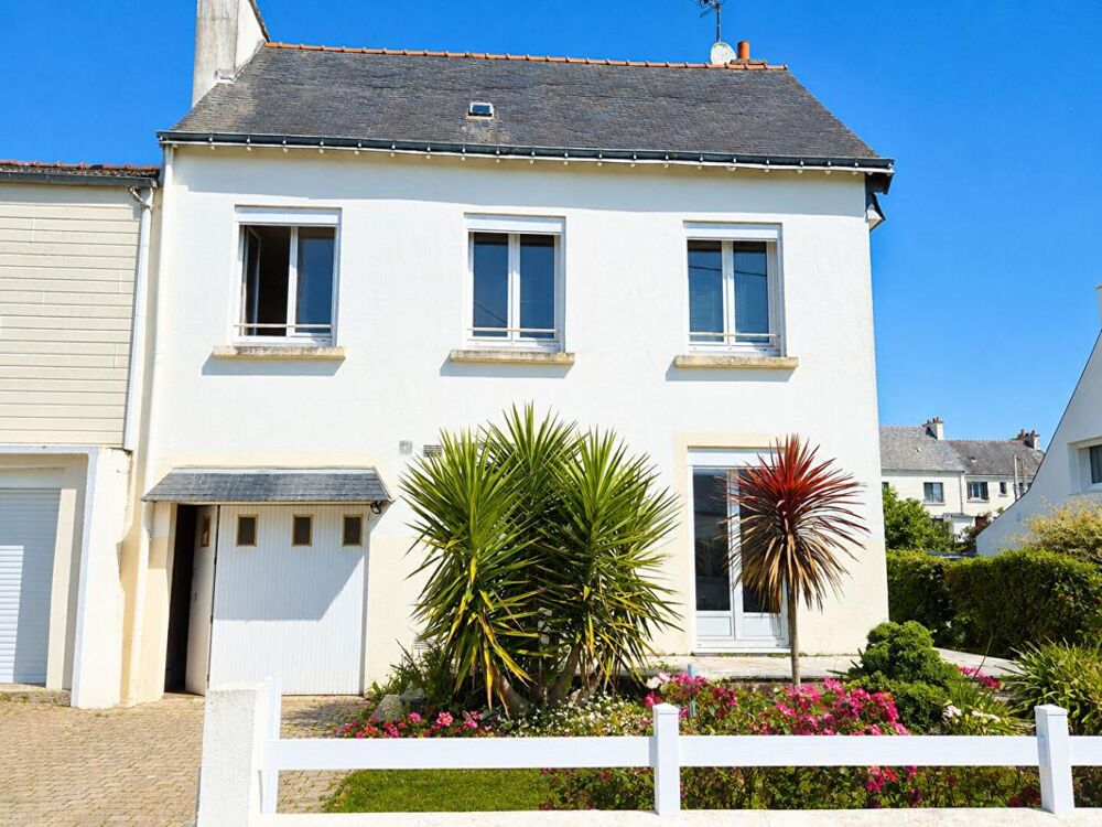 MAISON DE 82 m2 AVEC VÉRANDA CHAUFFÉE de 17 m2 - JARDIN - GARAGE AMÉNAGEABLE - IMPASSE TRES CALME