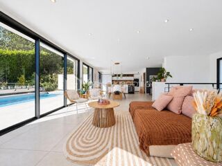  Maison à vendre 6 pièces 237 m²