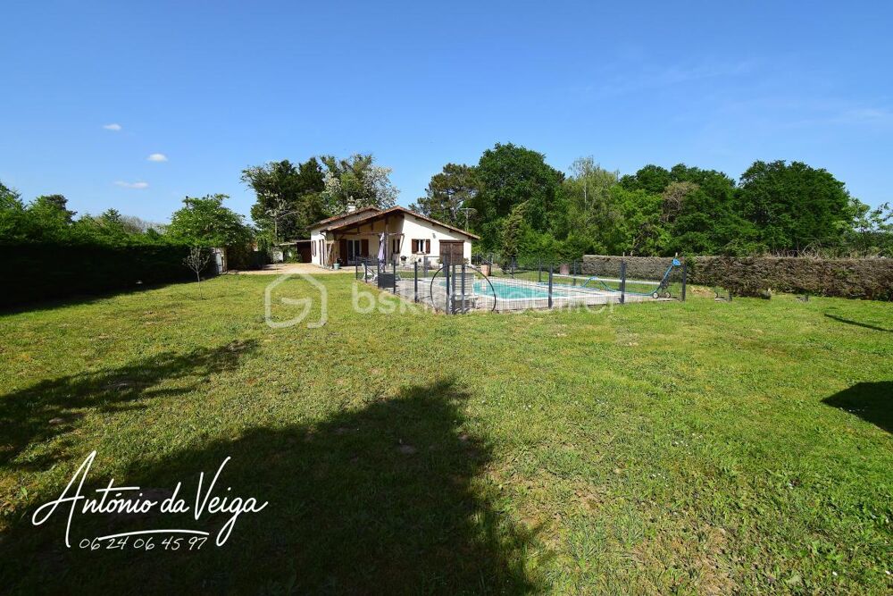 ? Propriété de charme contemporaine avec piscine, dépendances et parc paysager de plus de 1,27 ha