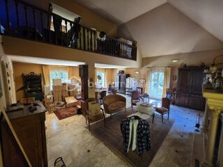  Maison  vendre 7 pices 185 m