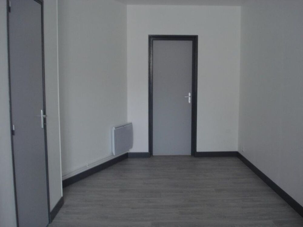 Location Appartement Studio de 32m2 à louer sur Saintes Saintes