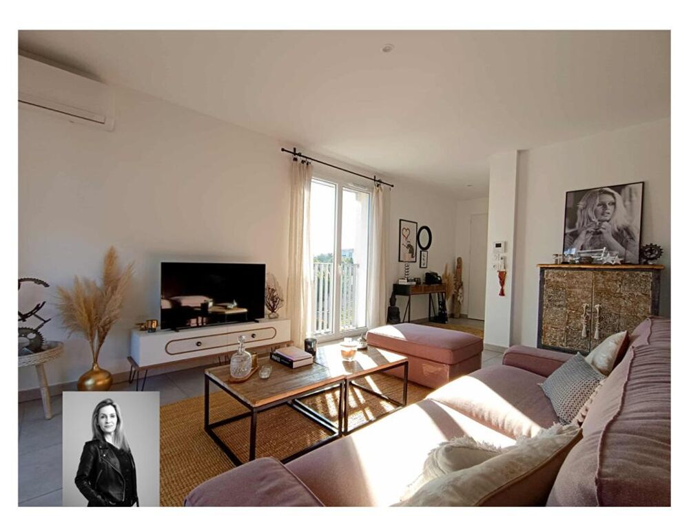 Appartement Istres 3 pièce(s) 75 m2 , Balcon et Deux places parking
