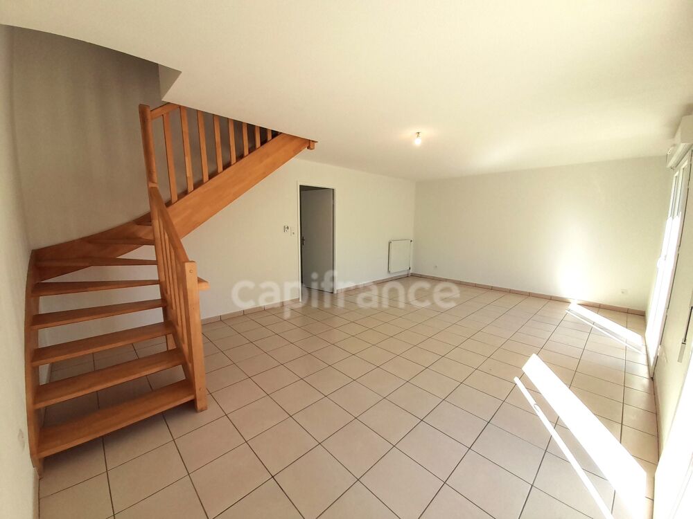 Maison individuelle à vendre 4 pièces PLOGONNEC (29180) - surface habitable 85 m2- 3 chambres - 1 garage - 1 jardin - 1 terrasse
