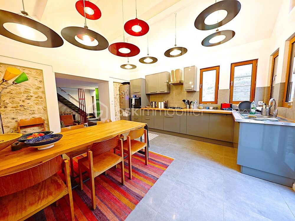 Maison d'architecte RT 2012 contemporaine de 112 m² 5 pièces avec garage indépendant et grenier