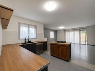  Maison à louer 4 pièces 105 m²