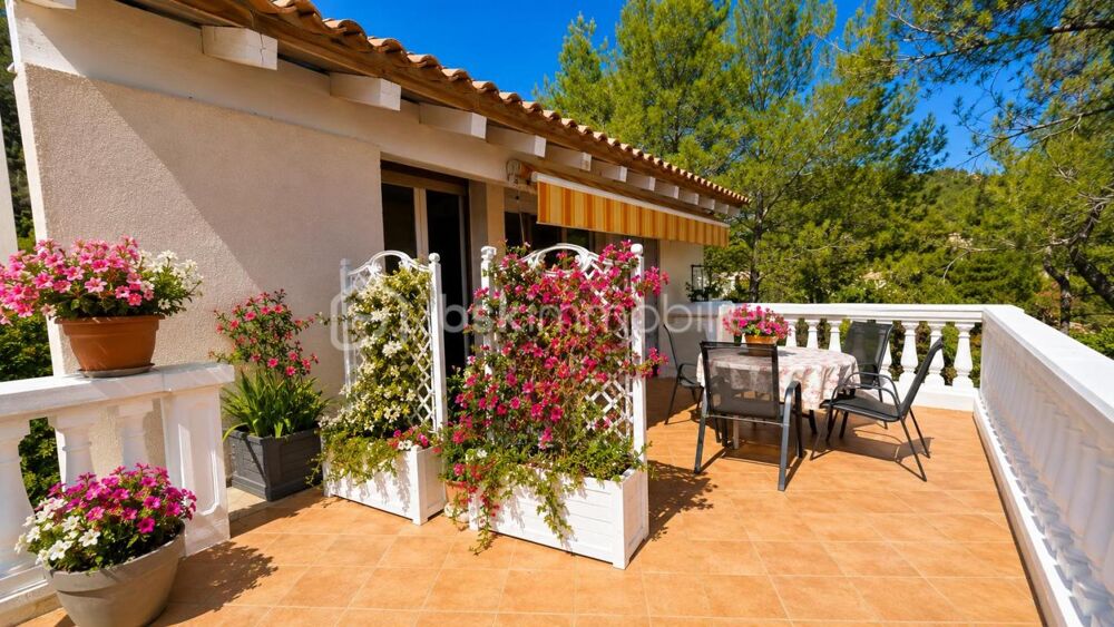 ? EN EXCLUSIVITÉ  A Cabasse (Var) - Villa avec vue panoramique, 5 Pièces - 100 M² - Grande Suite parentale  Garage