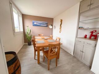  Appartement à louer 3 pièces 69 m²