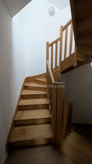  Immeuble � vendre 7 pi�ces 171 m�