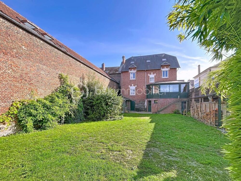 MAISON BOURGEOISE AVEC GRAND JARDIN