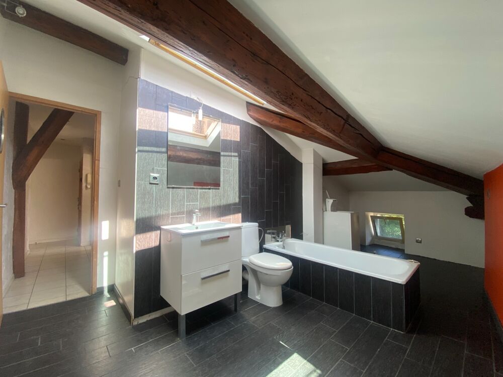 Appartement avec beau potentiel - 113 m2 - Centre ville au calme