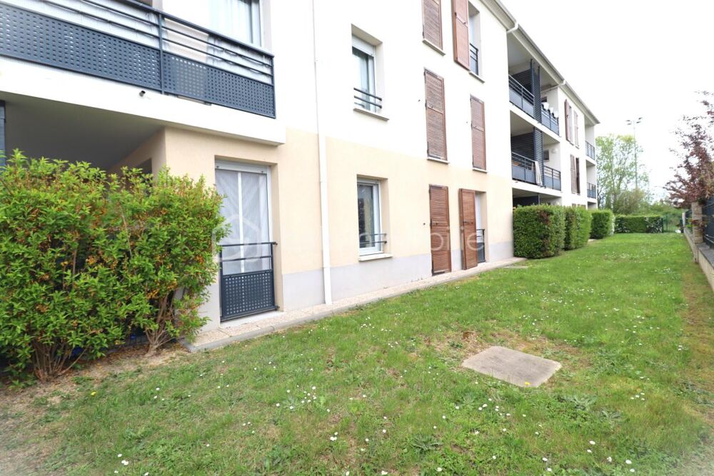 Vente Appartement AGREABLE APPARTEMENT TRAVERSANT ET LUMINEUX ( 3 pieces 53 m² ) AVEC PLACE DE PARKING PRIVATIVE Egly