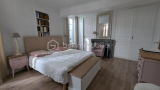 Immeuble à vendre 9 pièces 160 m²